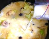 手羽元とキャベツの豆乳味噌煮込みスープ作り方4写真