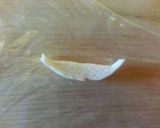 パン耳でカタツムリ♪キャラ弁♪お惣菜パン作り方2写真