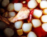 旨味がギュ！ジュワッ！手羽元玉こんにゃく作り方2写真