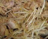 【簡単おつまみ】もやしと鶏肉のペペロン風作り方4写真