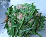 超簡単☆豚こま切れ肉とニラのレンジ煮☆作り方3写真