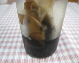 ノンカフェイン 黒豆入り麦茶 カフェオレ作り方1写真