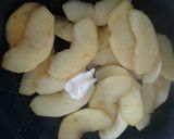 パイ生地いらず！食パンでアップルパイ風！作り方3写真