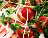 切って混ぜるだけ。 豪華な豆腐サラダ作り方2写真