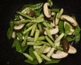 簡単♪イカと色々野菜の炒め物作り方3写真