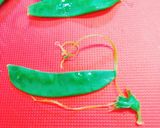えのき茸と絹さやの澄まし汁作り方1写真