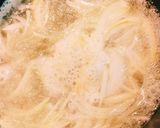 えのき茸と絹さやの澄まし汁作り方5写真
