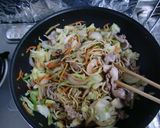 ★ソース付きの生タイプ麺で＊焼きそば＊♪作り方7写真