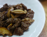 牛肉と生シイタケの山椒風味の炒め物作り方9写真
