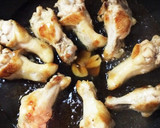 煮卵の漬け汁を活用☆骨付き鶏の照り焼き作り方3写真