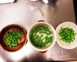 離乳食☆グリーピースの皮むき☆作り方2写真