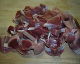 砂肝をワインで煮る。作り方1写真