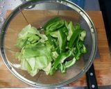 さつま揚げとピーマンの味噌バター炒め作り方1写真