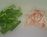 簡単！ニラとカニかまの天津飯作り方1写真