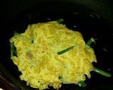 簡単！ニラとカニかまの天津飯作り方4写真