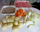 ルクルーゼで無水肉じゃが作り方1写真