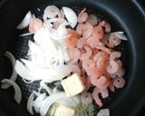 簡単ホワイトソースから作るエビグラタン作り方1写真