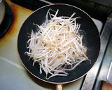 千切りキャベツと豚肉のもやし炒め作り方7写真