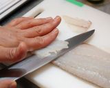 鮮魚のカルパッチョ【パセラ上野公園前店】作り方1写真