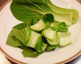 鶏つくねボールとチンゲン菜のクリーム煮作り方6写真