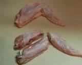 手羽先と舞茸の美味しいスープ作り方1写真