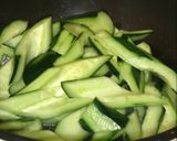 キュウリのピリ辛味噌炒め作り方3写真
