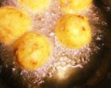 カレーポテトで包むソーセージ揚げ作り方4写真