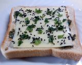 大葉ごま味噌チーズトースト作り方2写真