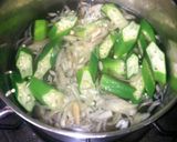 オクラとみょうがの味噌汁作り方2写真