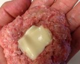 簡単で美味しいチーズ入りハンバーグ作り方2写真