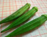 お弁当に＊竹輪詰めオクラのベーコン巻き作り方1写真