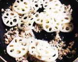 鶏そぼろん♪シャッキリん♪レンコン♪作り方4写真