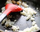 豚ひき肉とジャガイモのチリパウダー炒め作り方2写真