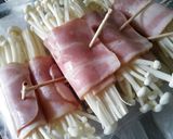 お弁当に⇒ベーコンで巻き巻〜エノキ作り方1写真