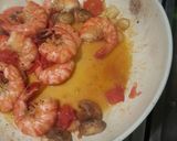 うまみたっぷり殻付きエビのパスタ作り方6写真