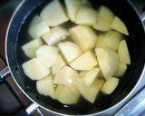 簡単♪ジャガイモのバター煮(*´∀｀)作り方1写真