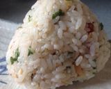 夏にぴったり！！梅肉と搾菜のおにぎり♡作り方5写真