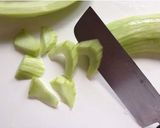 夏に♪鶏胸肉と瓜のあっさりスープ作り方4写真