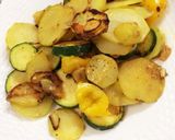 ズッキーニとジャガイモのカレーチーズ炒め作り方3写真