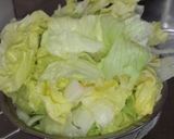 大量消費！簡単！レタス＆豚肉のピリ辛炒め作り方3写真