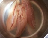 胡瓜と鶏笹身の梅肉和え。作り方2写真