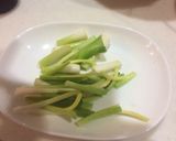 ごぼうとネギの豆板醤炒め作り方2写真