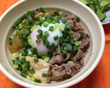 ◎簡単15分◎温玉のせ♪すき焼き風牛丼作り方8写真