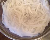 梅干し大葉の大根サラダ作り方1写真