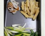 残りカレーでお揚げたっぷりカレーうどん♪作り方1写真