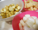 甘辛～ほっこり♪新じゃが＆新玉ねぎの煮物作り方1写真