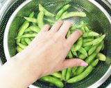 ちょうど良い塩味の枝豆♡作り方1写真