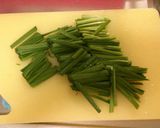 モツ(牛大腸)のピリ辛みそ炒め☆作り方2写真