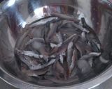 5回洗うと鯛の味！？ ～こいわし捌き方～作り方3写真