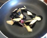 塩トマトで茄子とオクラ๑炒め物✿作り方3写真